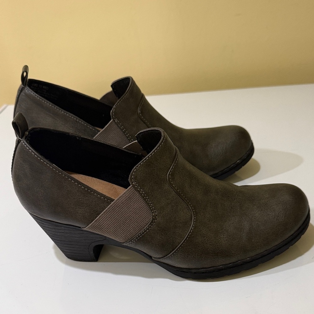 Croft & Barrow Ortholite Women's Gray Slip-On Ankle Bootie Block Heel Round Toe - Picture 5 of 10